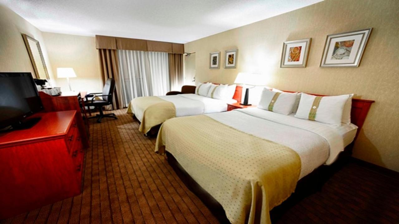 Holiday Inn Guelph Hotel & Conference Centre, An Ihg Hotel Esterno foto