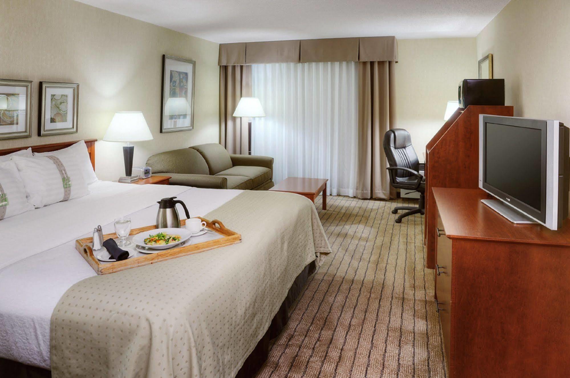 Holiday Inn Guelph Hotel & Conference Centre, An Ihg Hotel Esterno foto