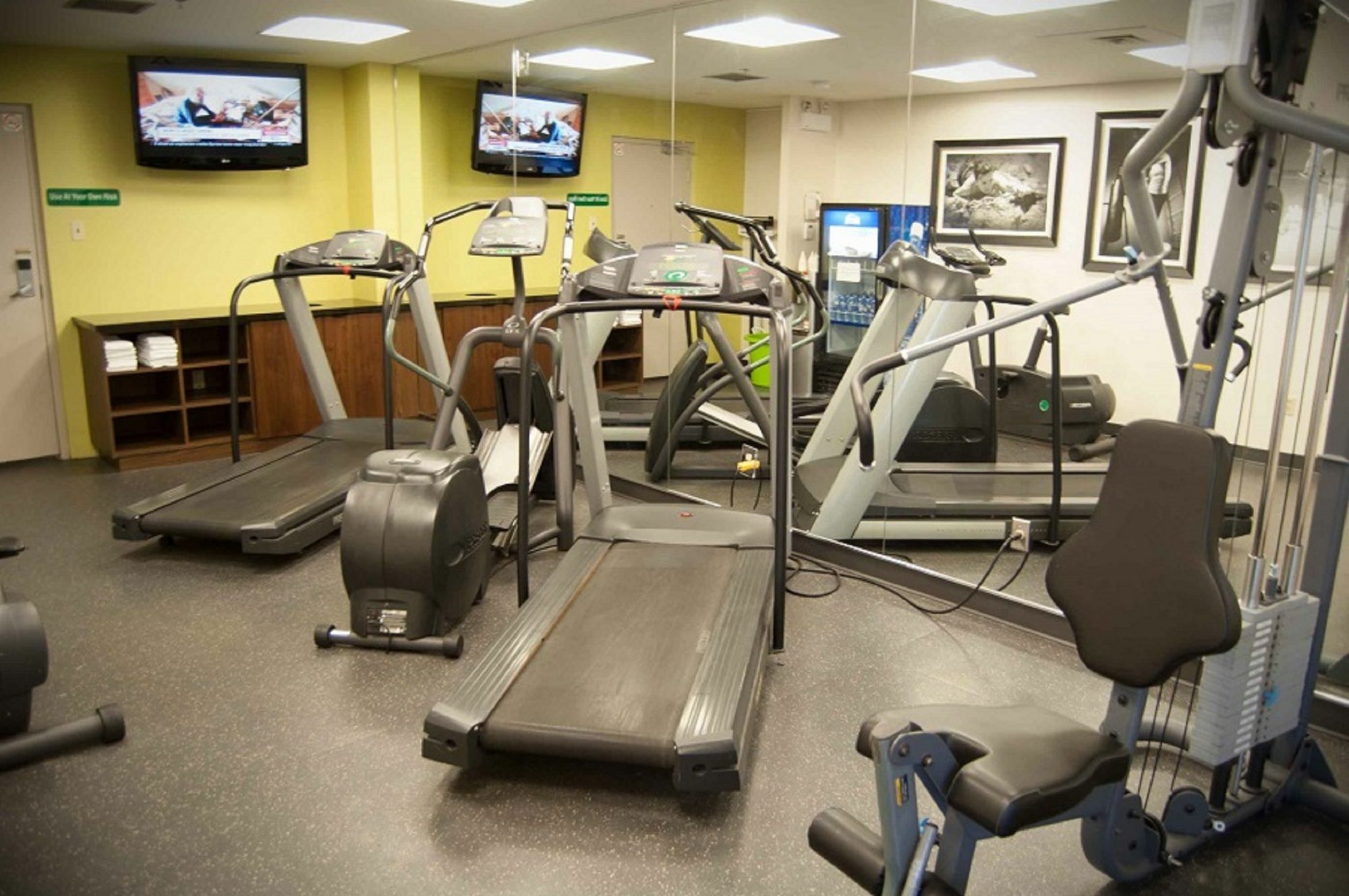 Holiday Inn Guelph Hotel & Conference Centre, An Ihg Hotel Esterno foto