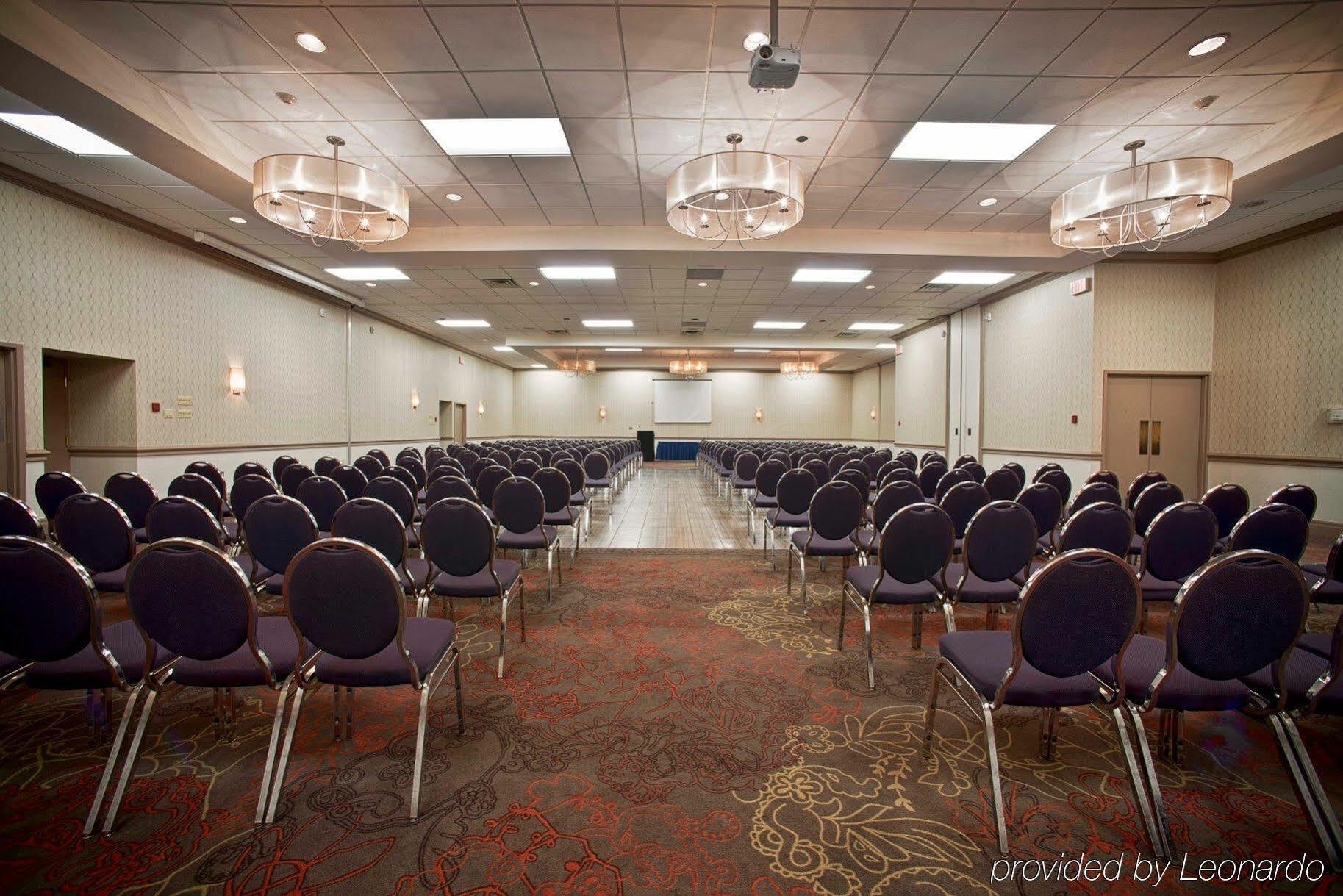 Holiday Inn Guelph Hotel & Conference Centre, An Ihg Hotel Esterno foto