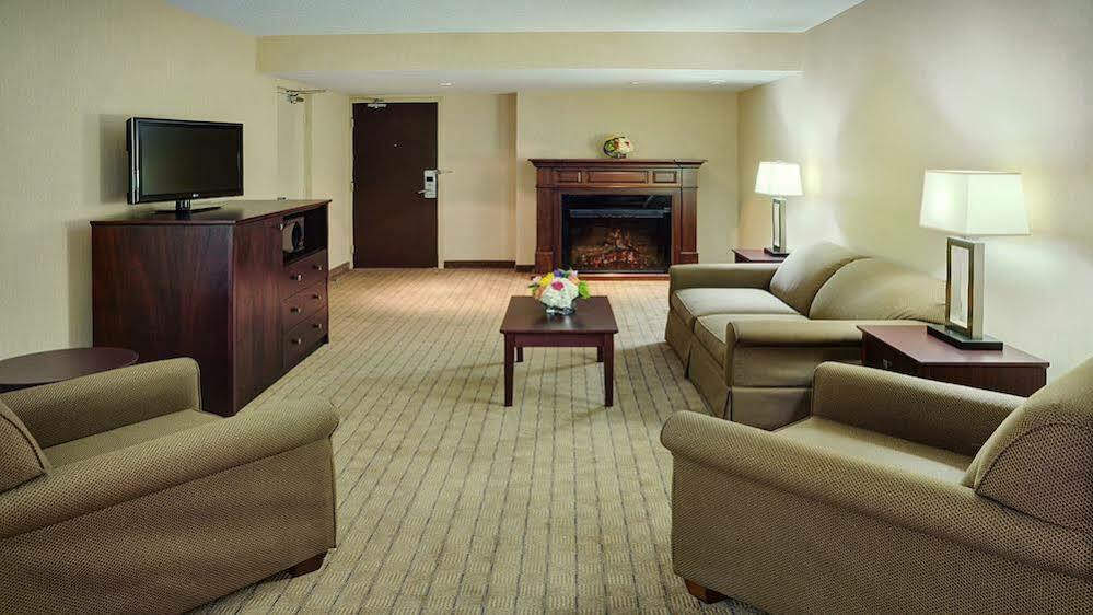 Holiday Inn Guelph Hotel & Conference Centre, An Ihg Hotel Esterno foto