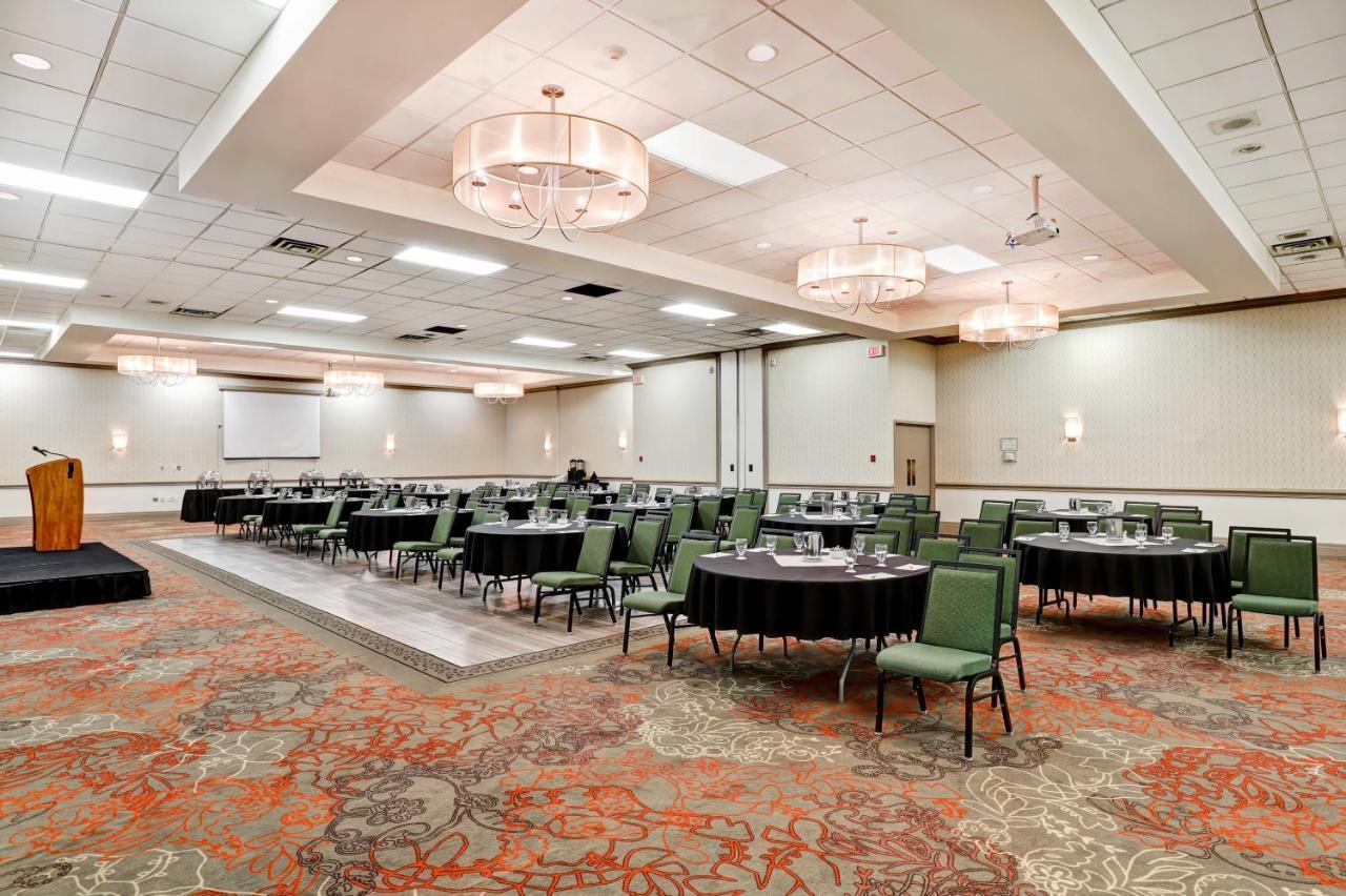 Holiday Inn Guelph Hotel & Conference Centre, An Ihg Hotel Esterno foto