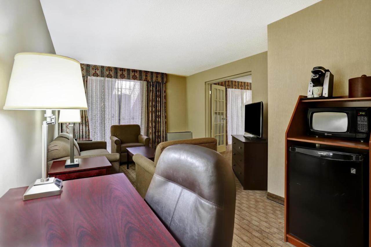 Holiday Inn Guelph Hotel & Conference Centre, An Ihg Hotel Esterno foto