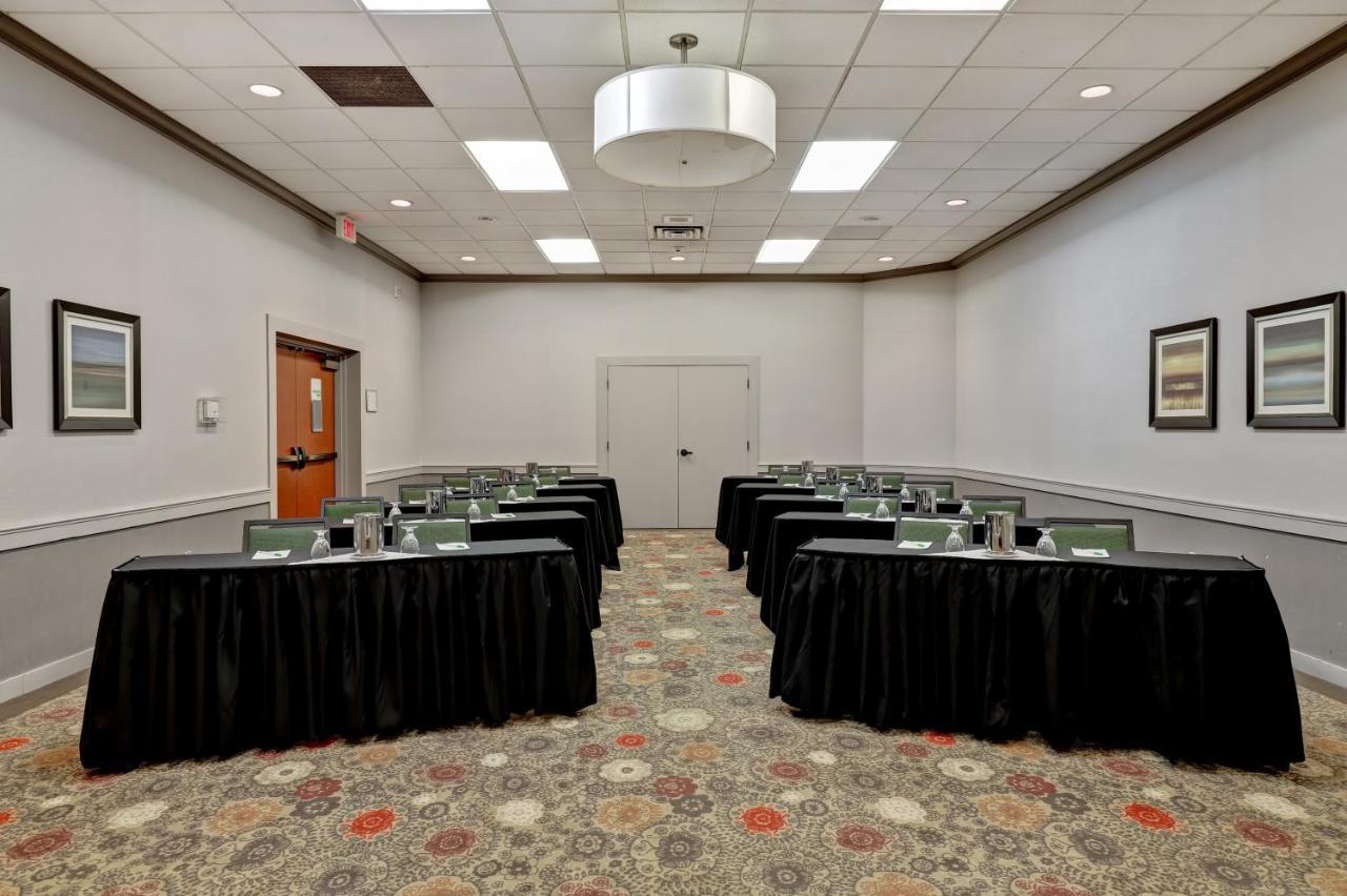 Holiday Inn Guelph Hotel & Conference Centre, An Ihg Hotel Esterno foto